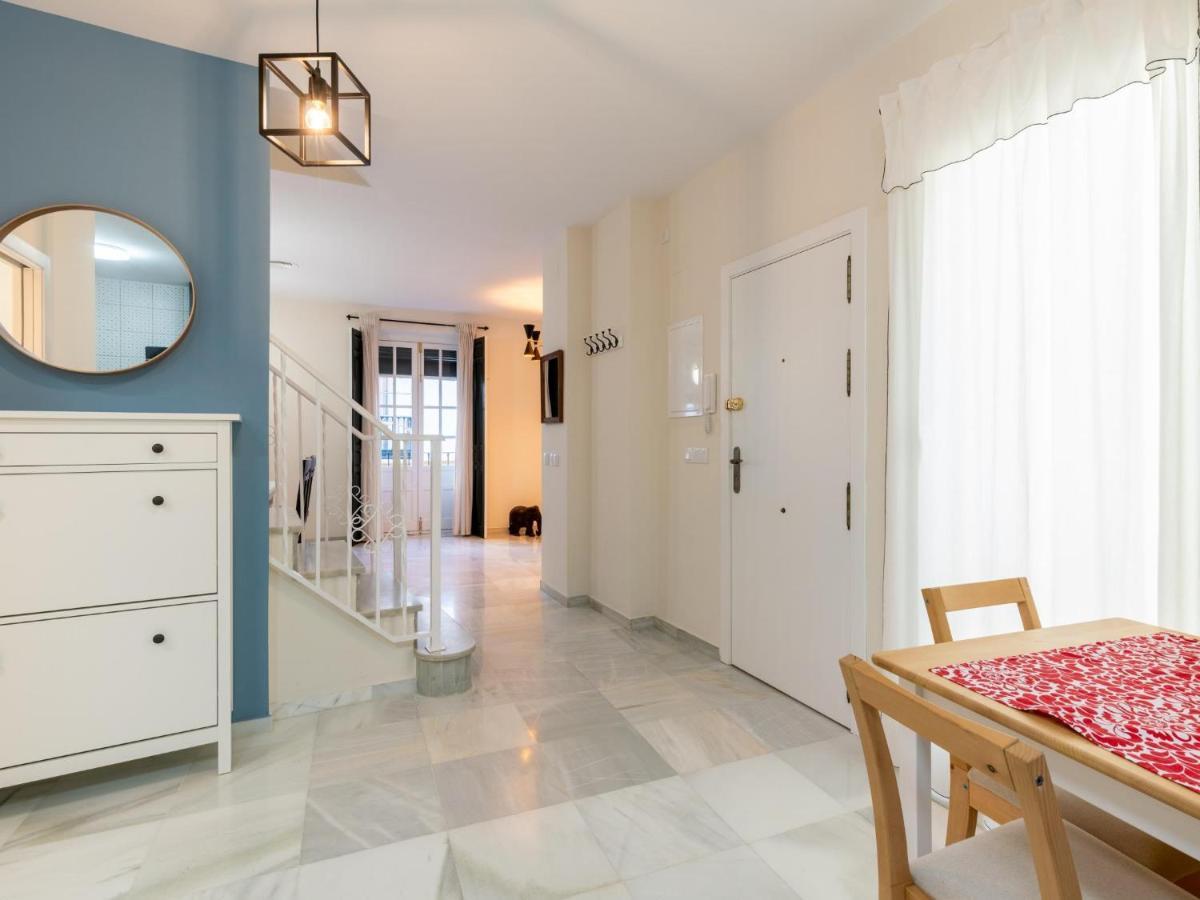 Holi-Rent Penthouse Penuelas Sevilha Exterior foto